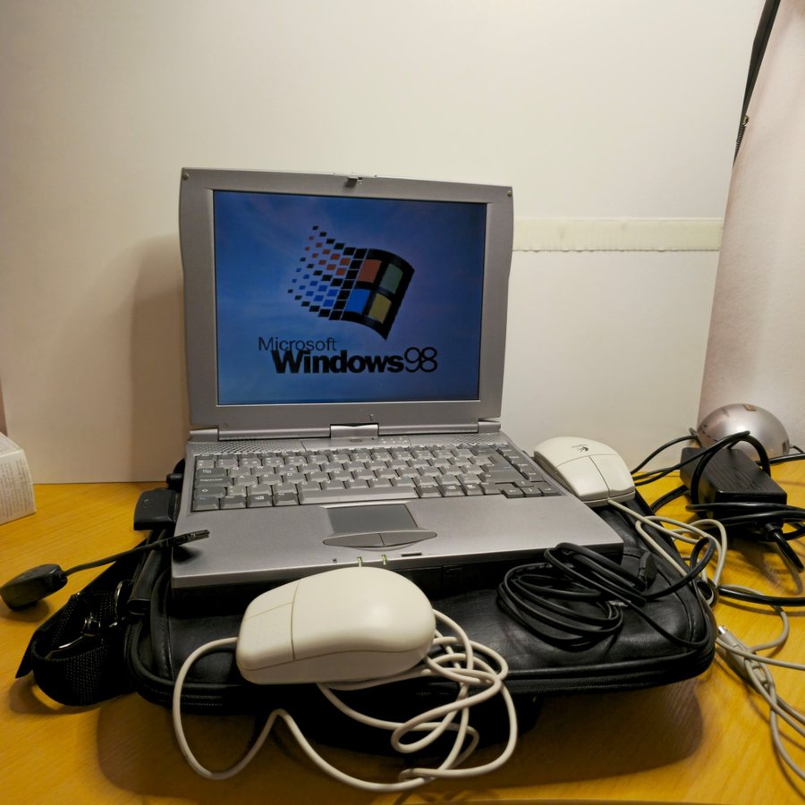 Laptop(lap power)med Windows 98