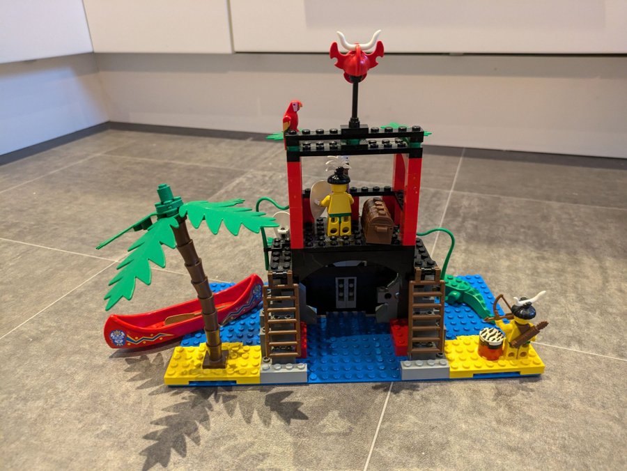 Lego 6264 Forbidden Cove Islanders Pirates Pirater