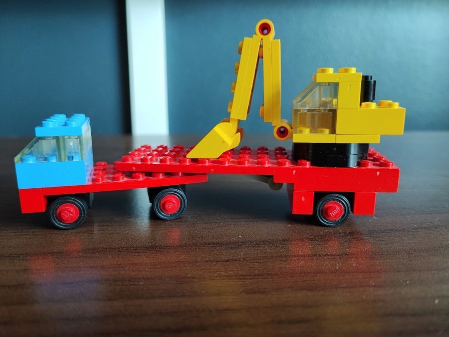 Lego Low loader Excavator Legoland set 649