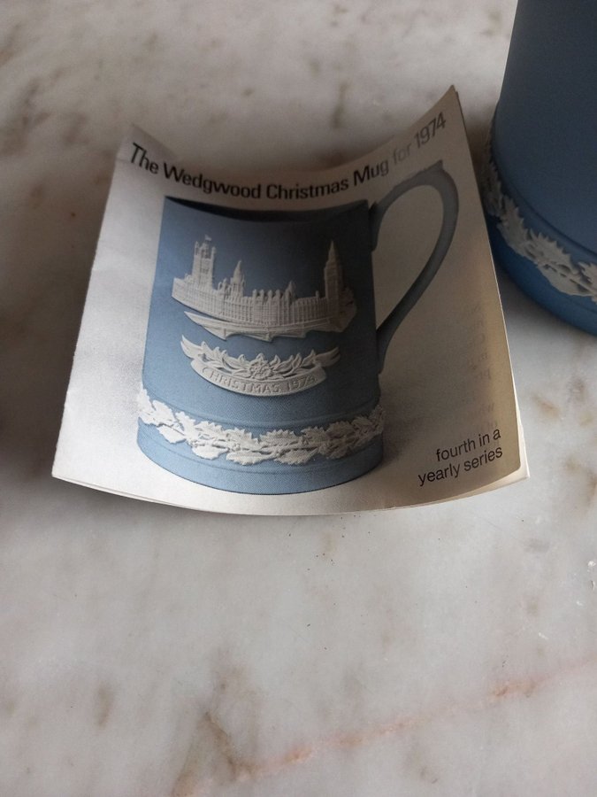 Vintage Wedgwood Jasperware Porcelain Christmas Mug. 1974.