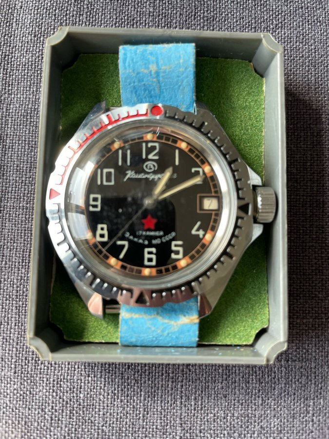 Vostok Amphibia Dykarklocka