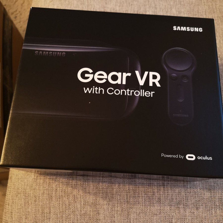 Samsung Gear VR med kontroll