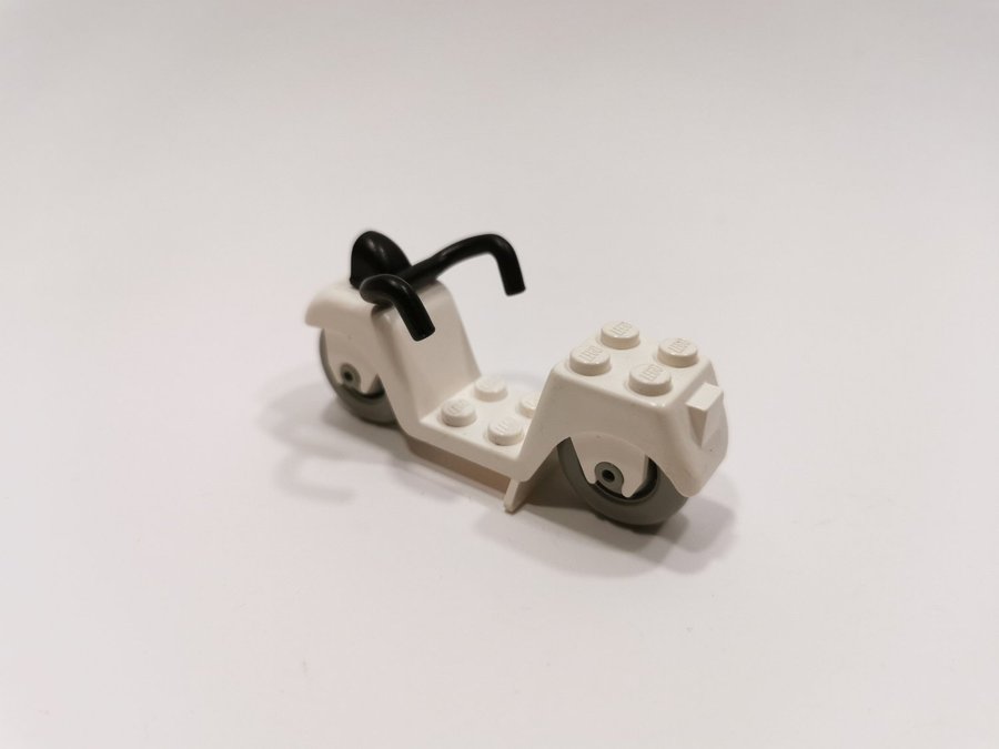 Lego - Fabuland - scooter - motorcykel - part fabac3 - vit