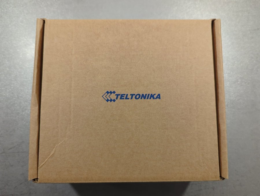 Teltonika RUT240 4G-router med inbyggt modem robust o pålitlig NY kvitto+garanti