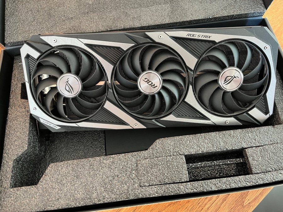 ASUS ROG STRIX GeForce RTX 3080 defekt