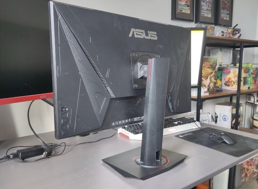 ASUS VG279Q 27 tum Full HD 144Hz