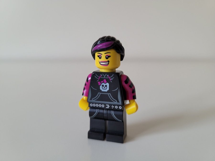 Lego - Skater Girl, Series 6 - col092 - Minifigur