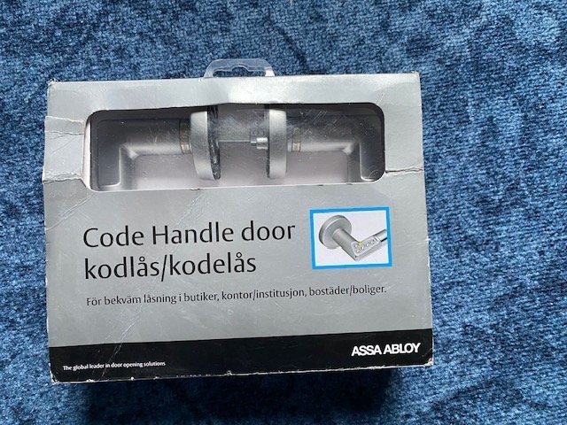 DÖRRHANDTAG ASSA ABLOY CODE HANDLE 8811 HÖGER