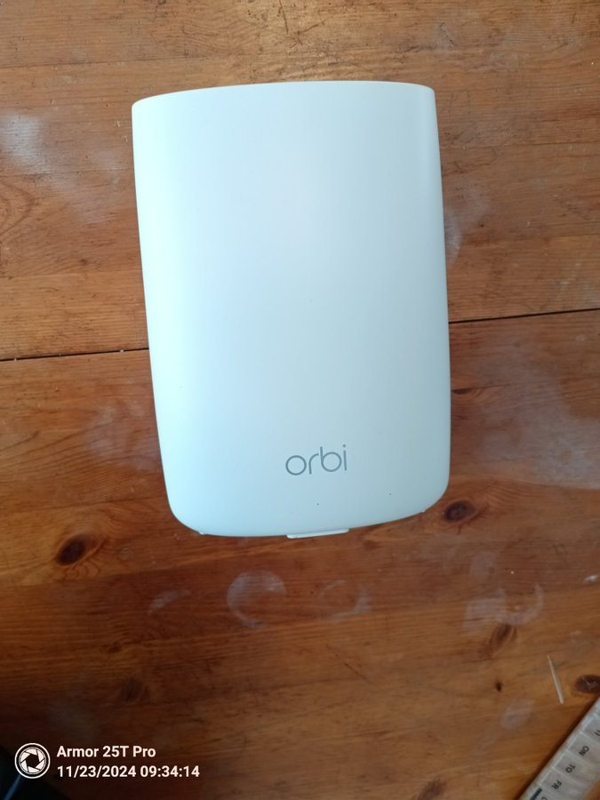 Netgear Orbi RBR50