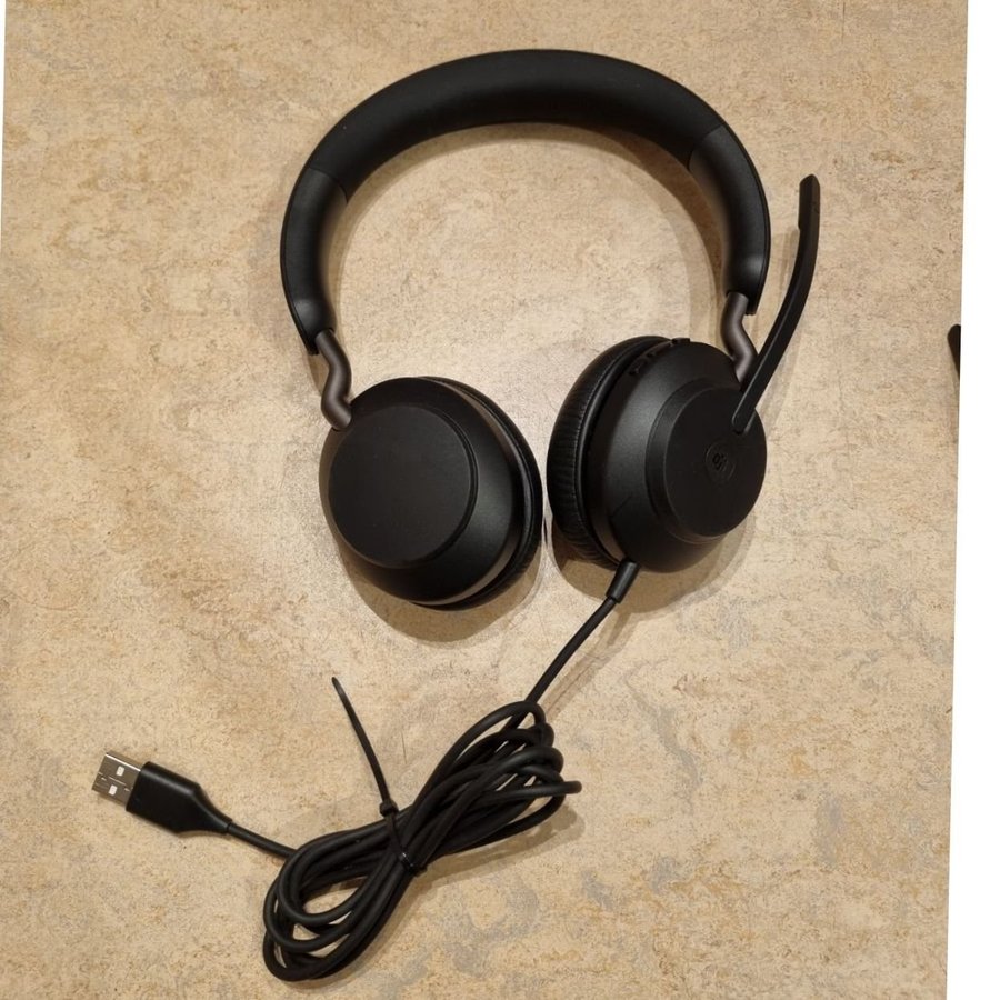 Jabra Evolve2 40