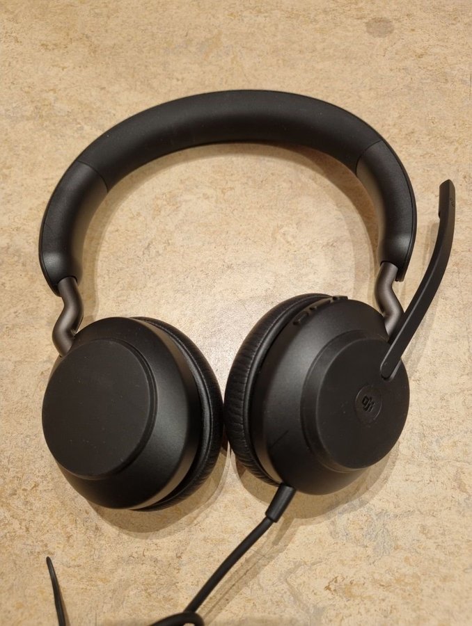 Jabra Evolve2 40