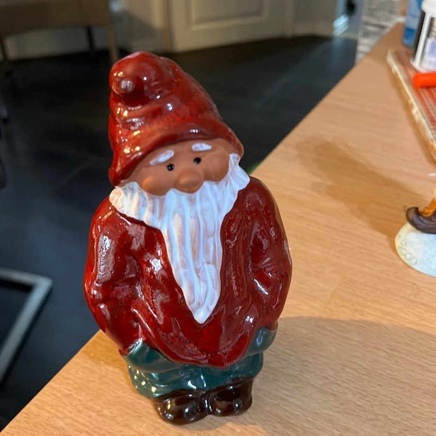 Jultomte tomte i keramik från Gabriel