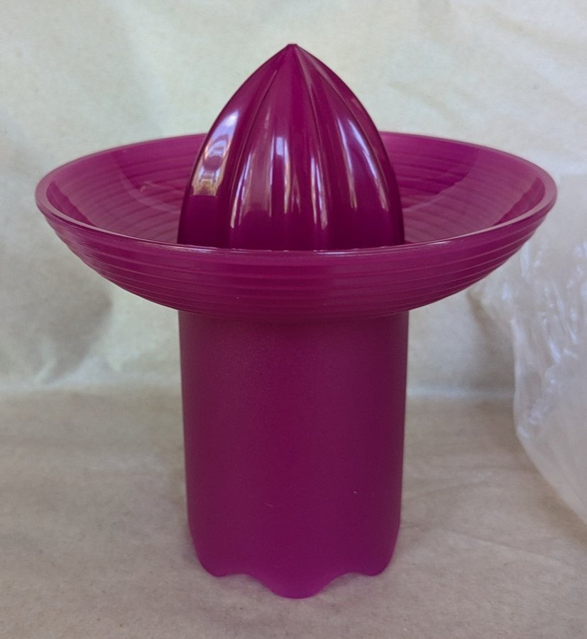 Tupperware Avanti Citruspress Ny