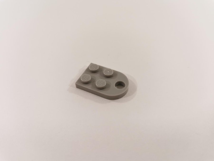 Lego - plate - modifierad - med hål - 2x3 - part 3176 - ljusgrå bluish