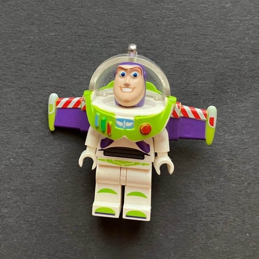 Lego Buzz Lightyear nyckelring