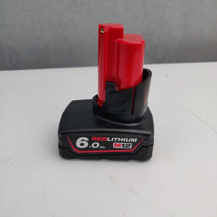 Milwaukee M12 B6 6.0 Ah Batteri