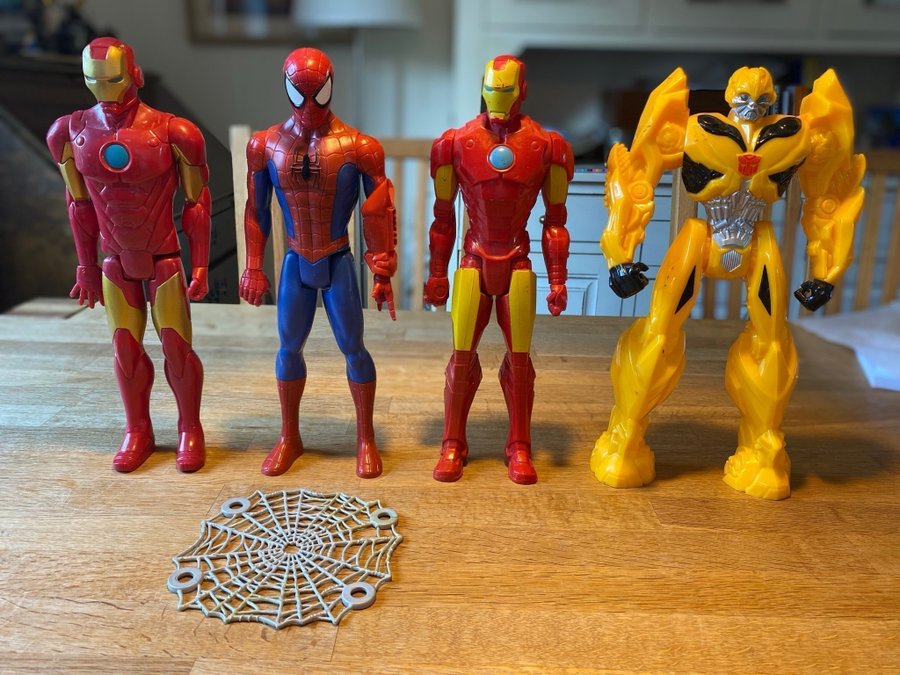 Leksaksfigurer - Iron Man Spiderman  Bumblebee actionfigurer