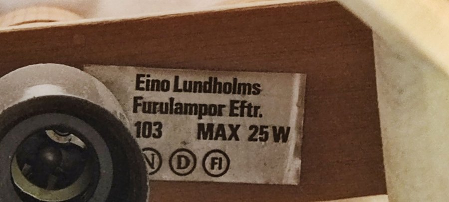 2 ST FURU VÄGGLAMPA HANDARBETE 70-80TAL ""EINO LUNDHOMS EFTR103