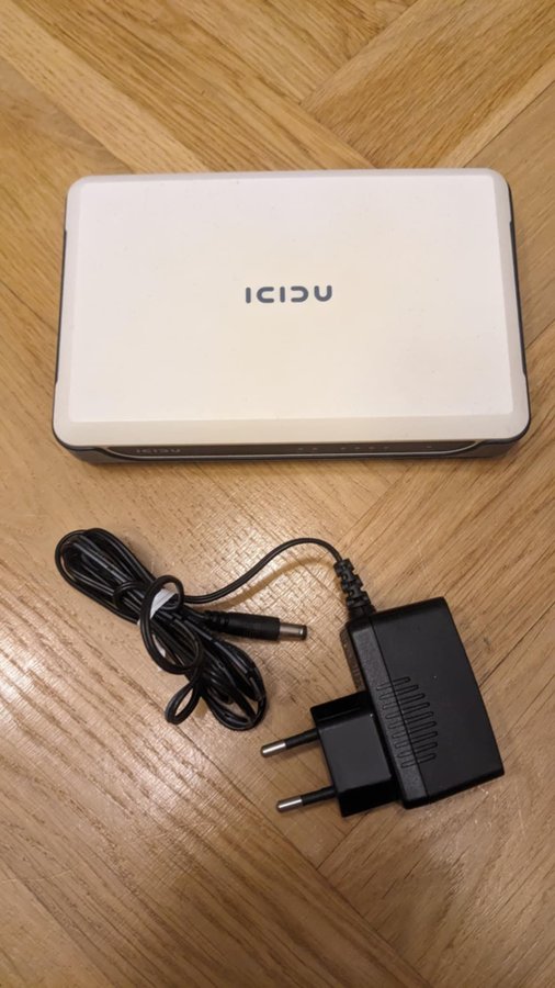 ICIDU 4 Portar Router