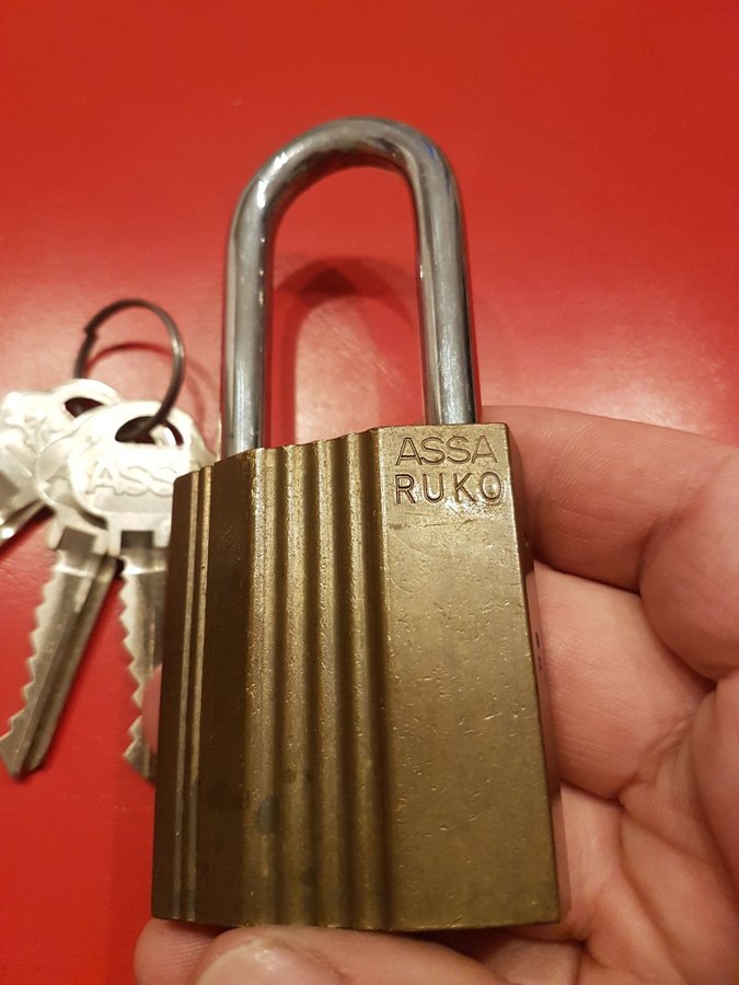 Assa ruko klass2 hänglås 3st nycklar