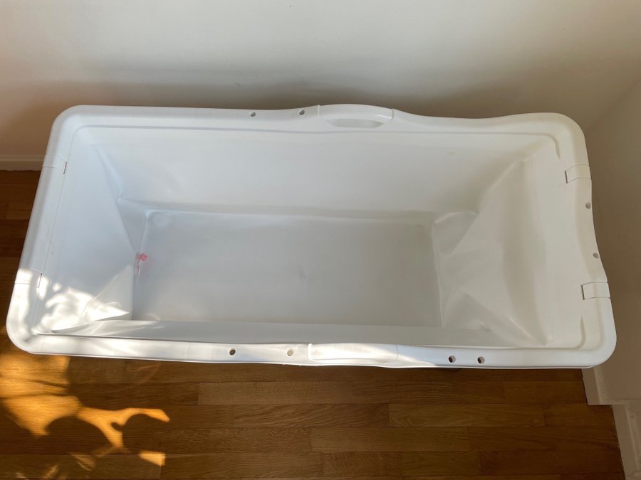 Foldable bathtub / Hopfällbart badkar