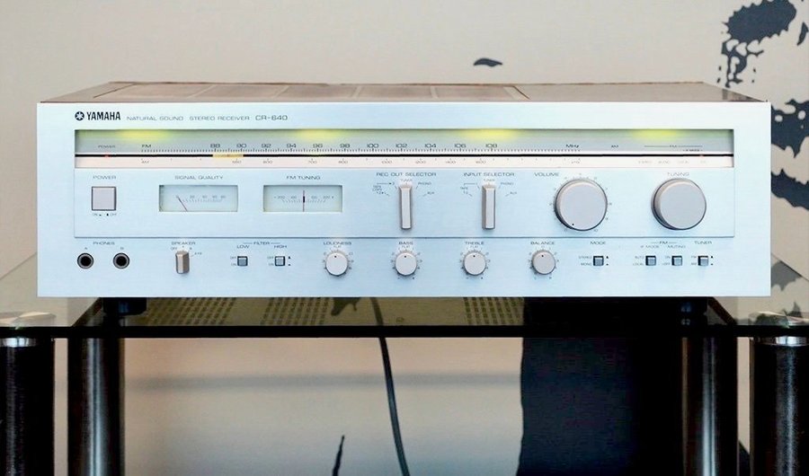 Yamaha CR-640 Stereo Receiver (1978)