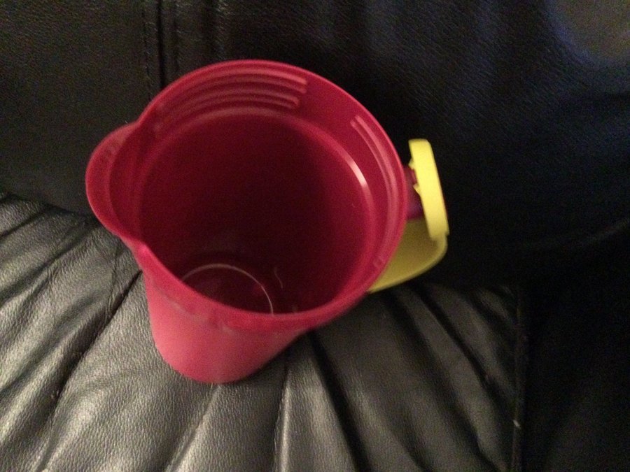 Ny Tupperware kanna 1,1 liter med skruvlock