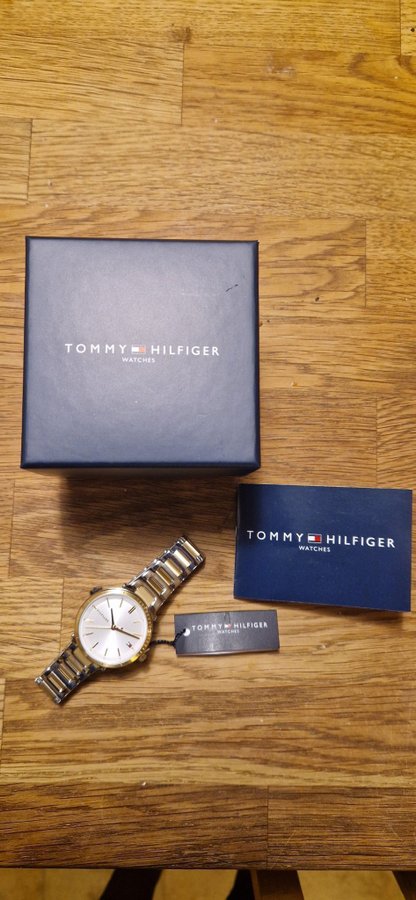 Tommy Hilfiger Damklocka