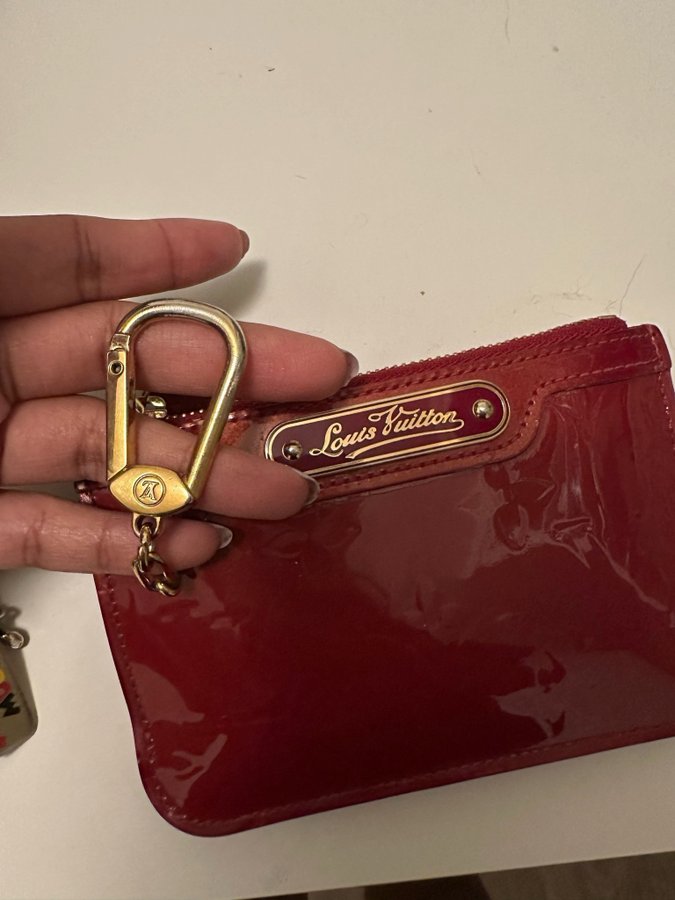 Louise Vuitton Key ring