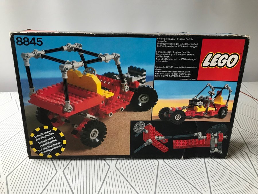 LEGO 8845 - Tom legokartong