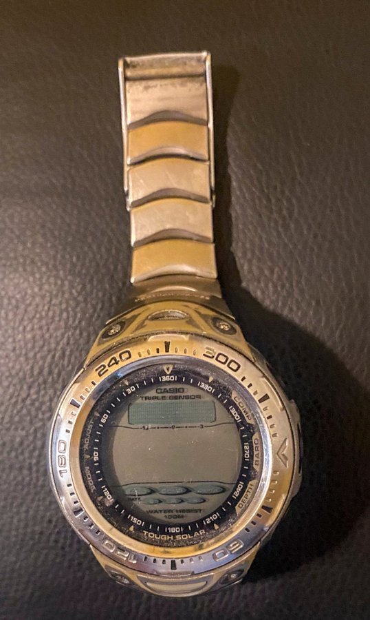 Casio Sea-Pathfinder Tough Solar Armbandsur