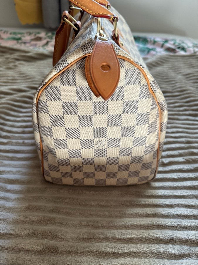 Louis Vuitton Damier Azur Speedy 30