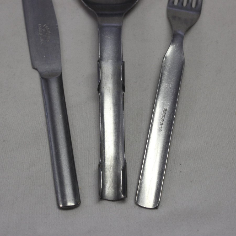 Vintage Picknick Militär Bestick Set Kniv + Gaffel + Sked Eskilstuna i Rostfritt