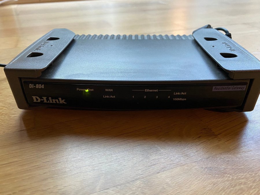 D-Link DI-804