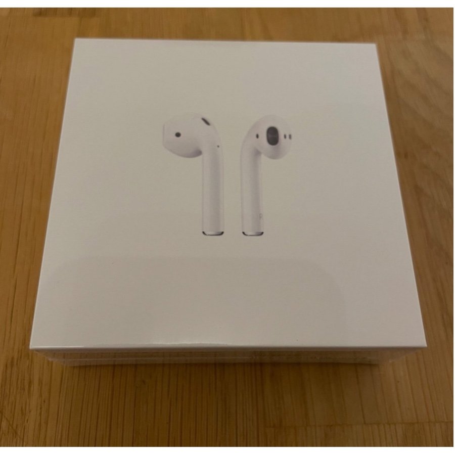 Apple AirPods med laddningsfodral