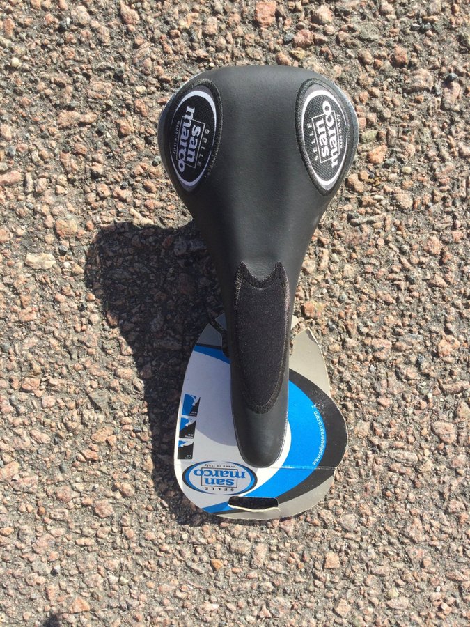 NOS Selle San Marco Concor cykelsadel racer hybrid från nedlagd verkstad butik