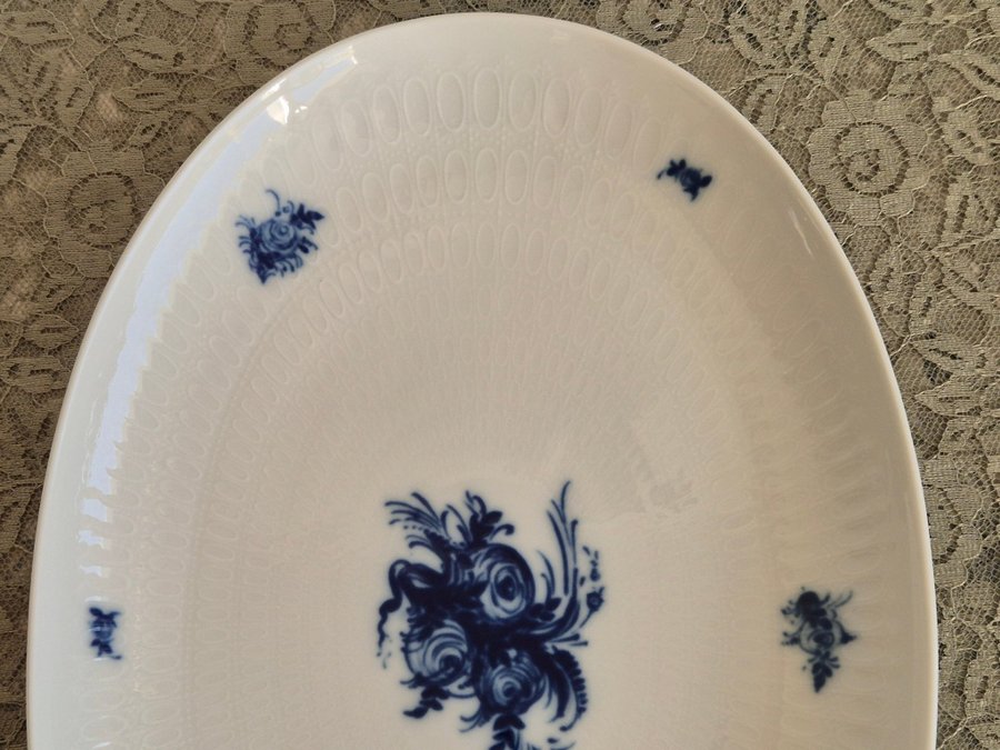 1 st. Rosenthal Ovalt Fat Blue Romance - Romanze Björn Wiinblad - SOM NYTT Nr.3