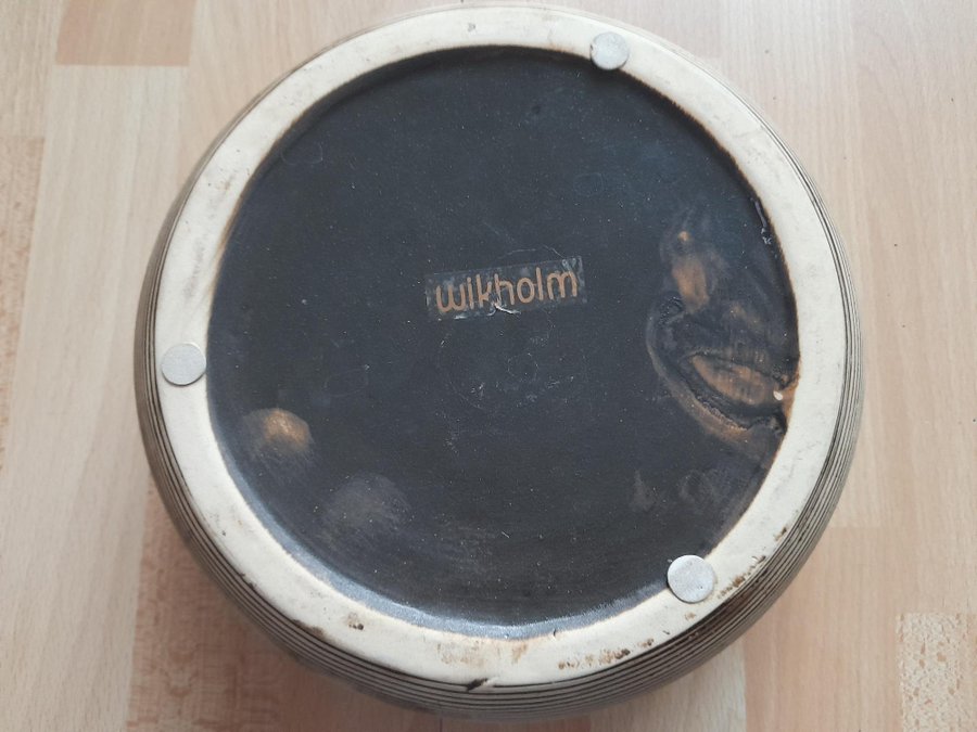 Wikholm skål.19cm i diameter, 8cm hög.