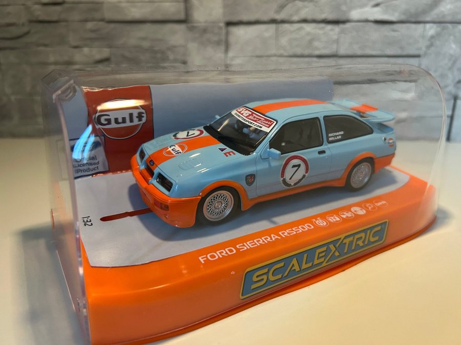 Scalextric C4231 Ford Sierra RS500 Gulf Edition - Richard Millar