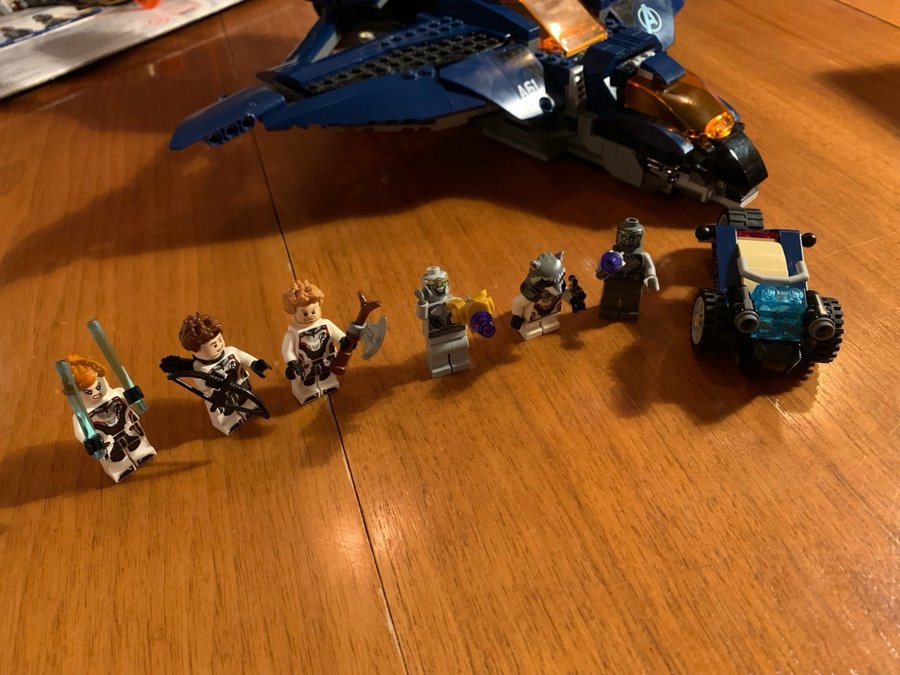 LEGO Marvel Avengers 76126 - Quinjet