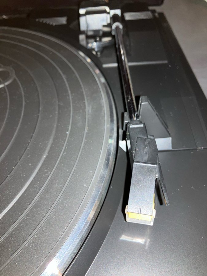 En fin vinyl skivspelare Sony