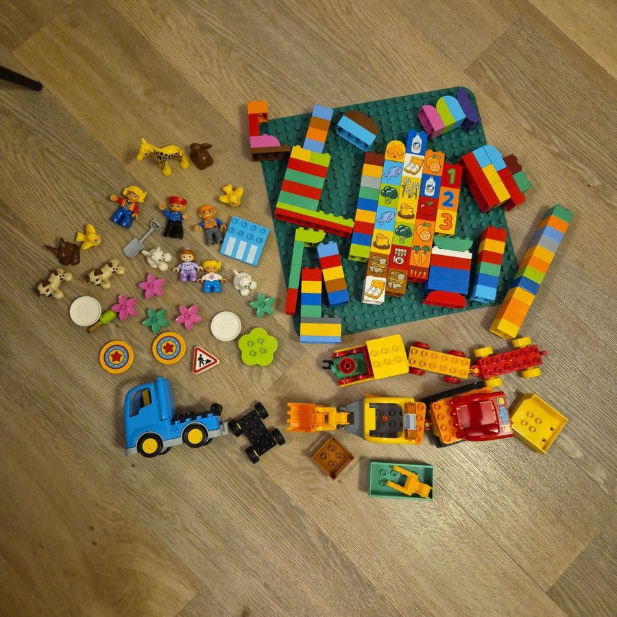 Lego Duplo - Stort Set med Fordon, Djur och Figurer