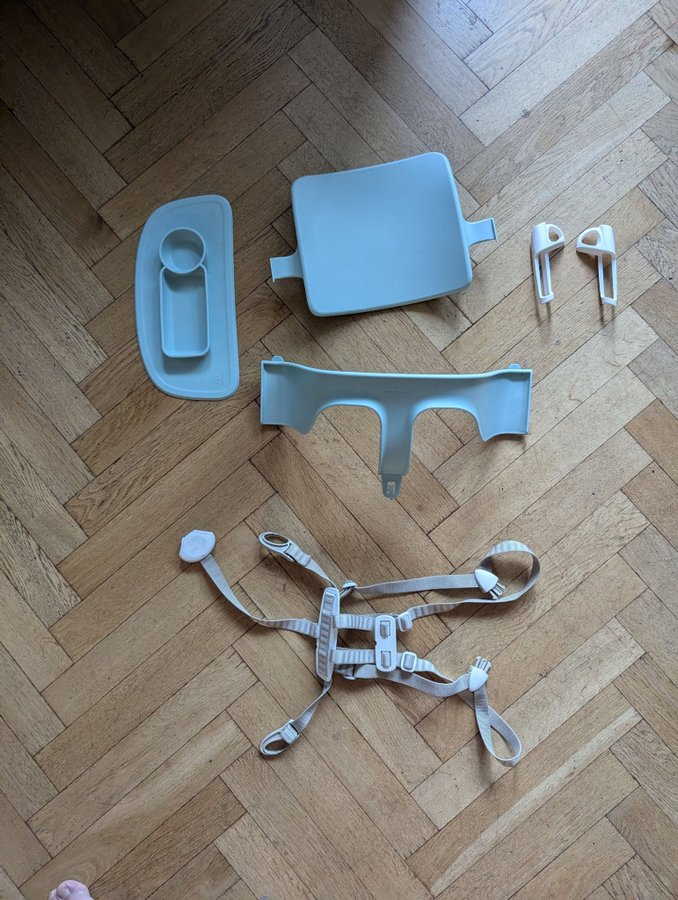 Stokke Tripp Trapp tillbehör bricka, babyset, sele