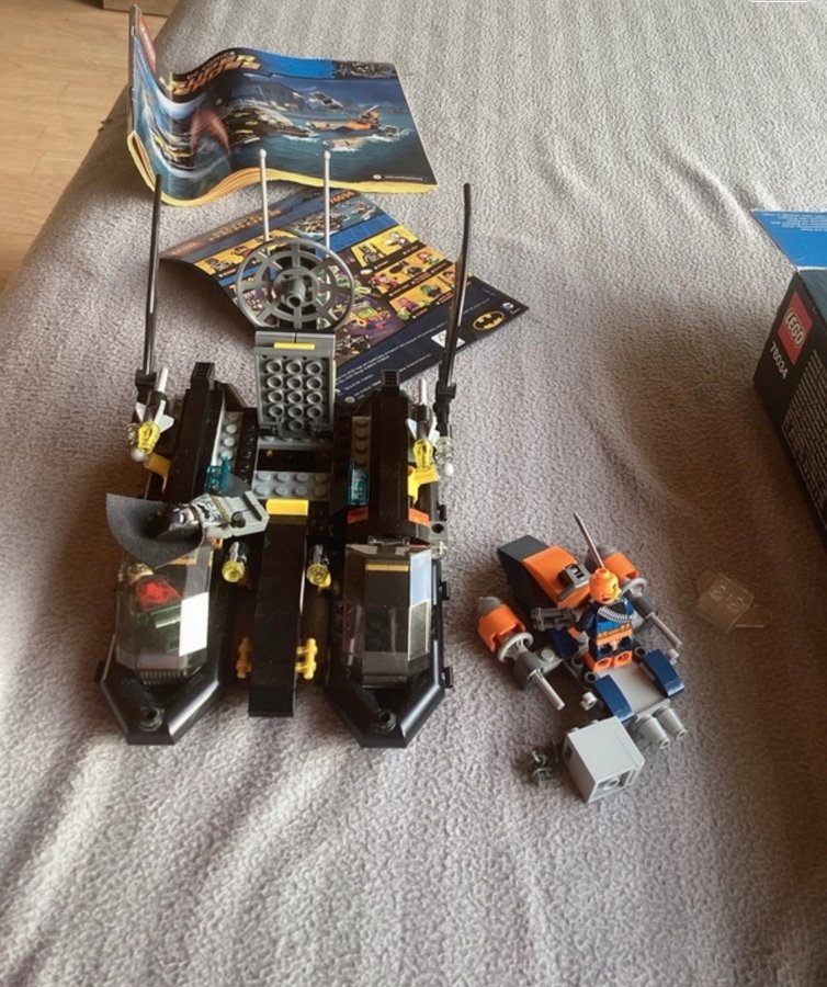 Lego 76034 - The Batboat Harbour Pursuit