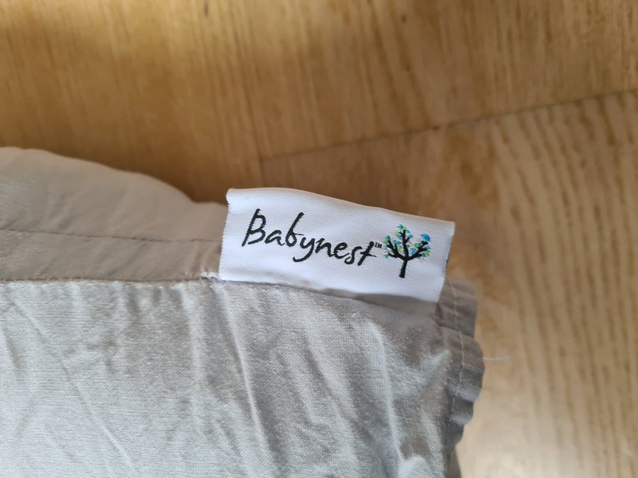 Babynest grå