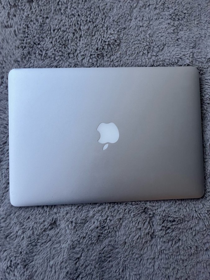 Apple MacBook Air 15