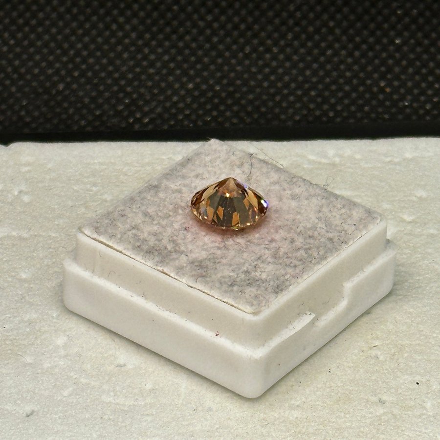 Zircon 6,35 ct