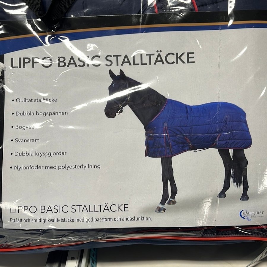 Lippo Basic Stalltäcke 135 cm Marin 100gr