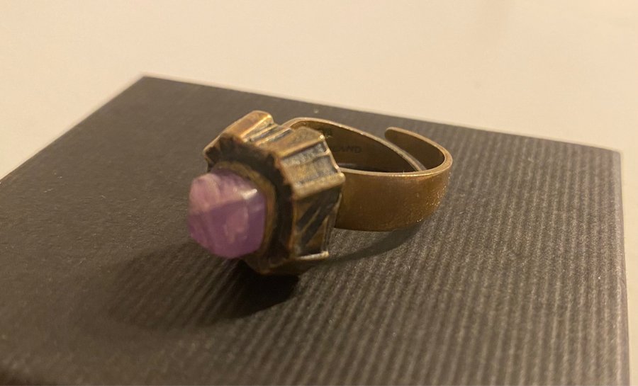 Ring designad av Pentti Sarpaneva