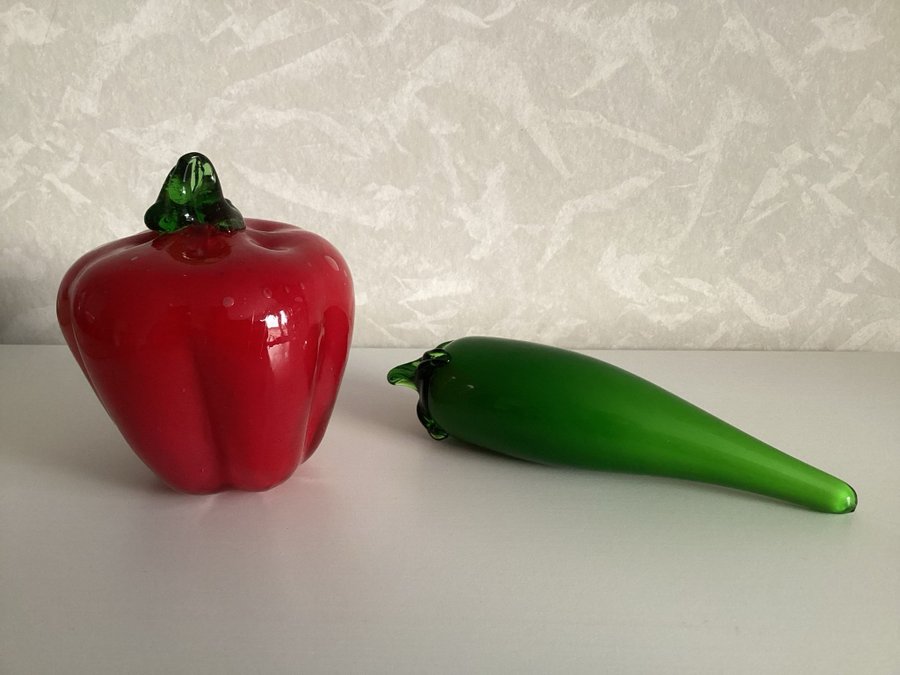 Paprika och chili i glas, troligen Kosta Boda/Gunnel Sahlin, 1900-t